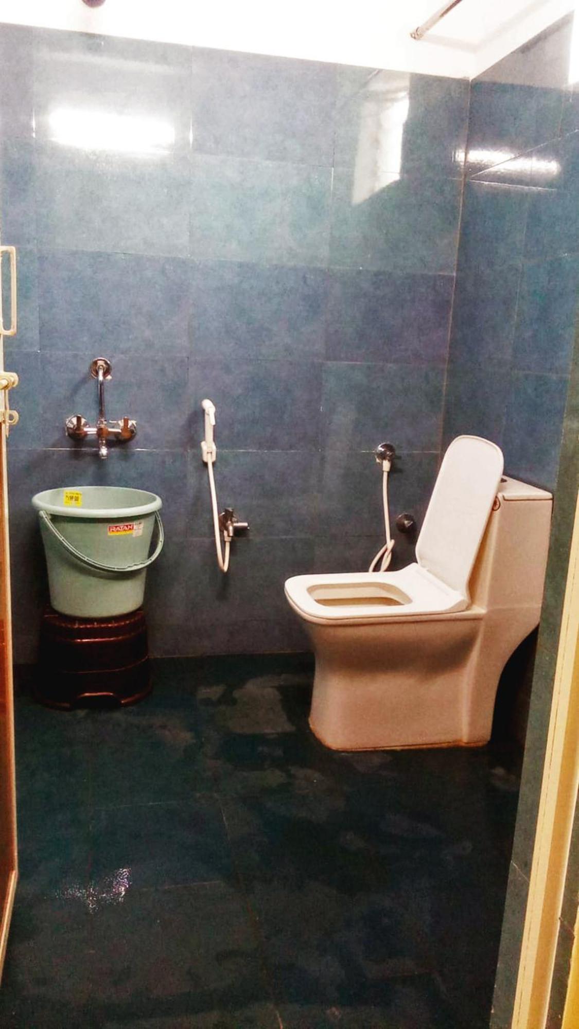 Udupi Deluxe Lodge Gulbarga Гулбарга Екстер'єр фото
