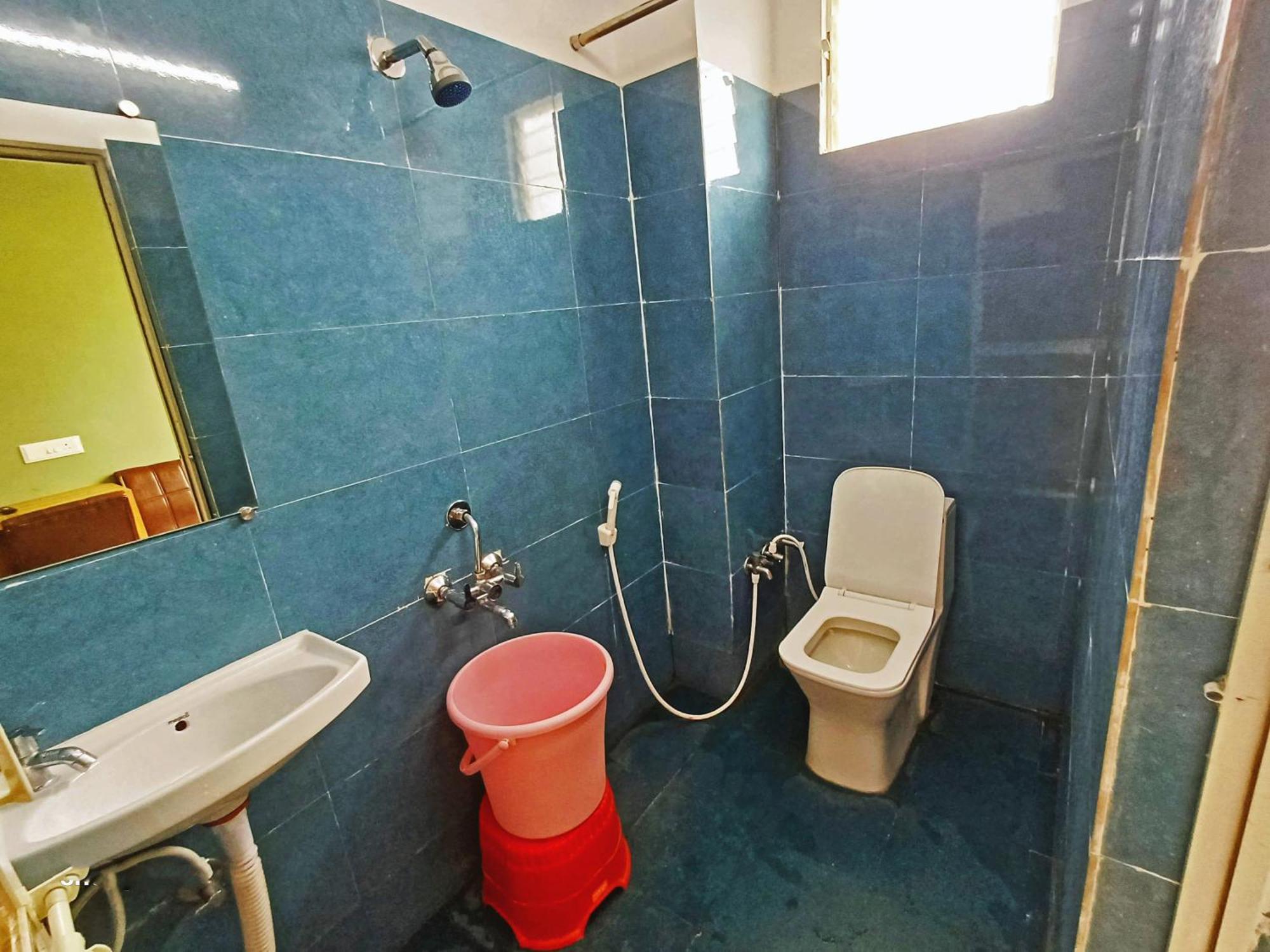 Udupi Deluxe Lodge Gulbarga Гулбарга Екстер'єр фото