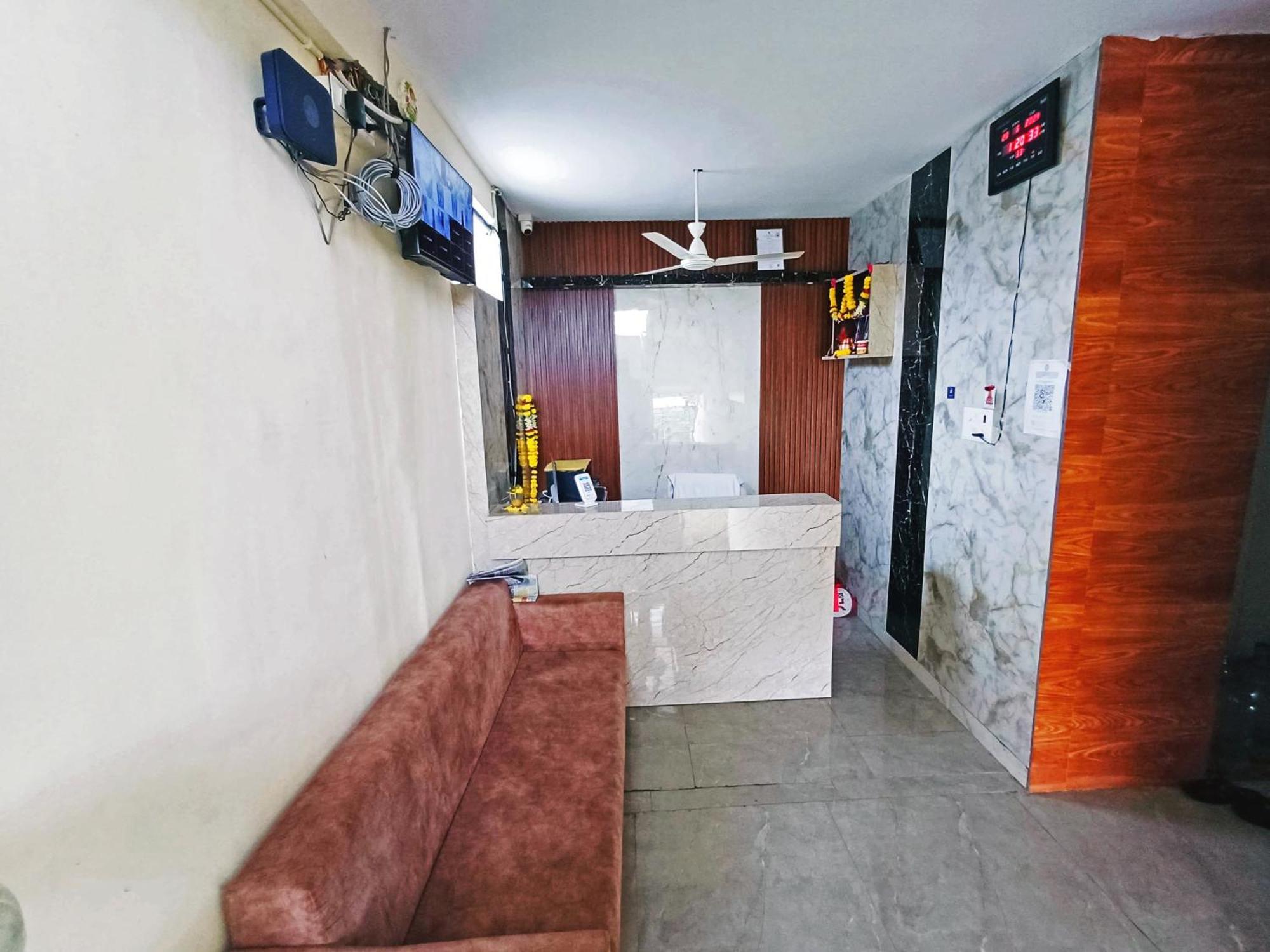 Udupi Deluxe Lodge Gulbarga Гулбарга Екстер'єр фото