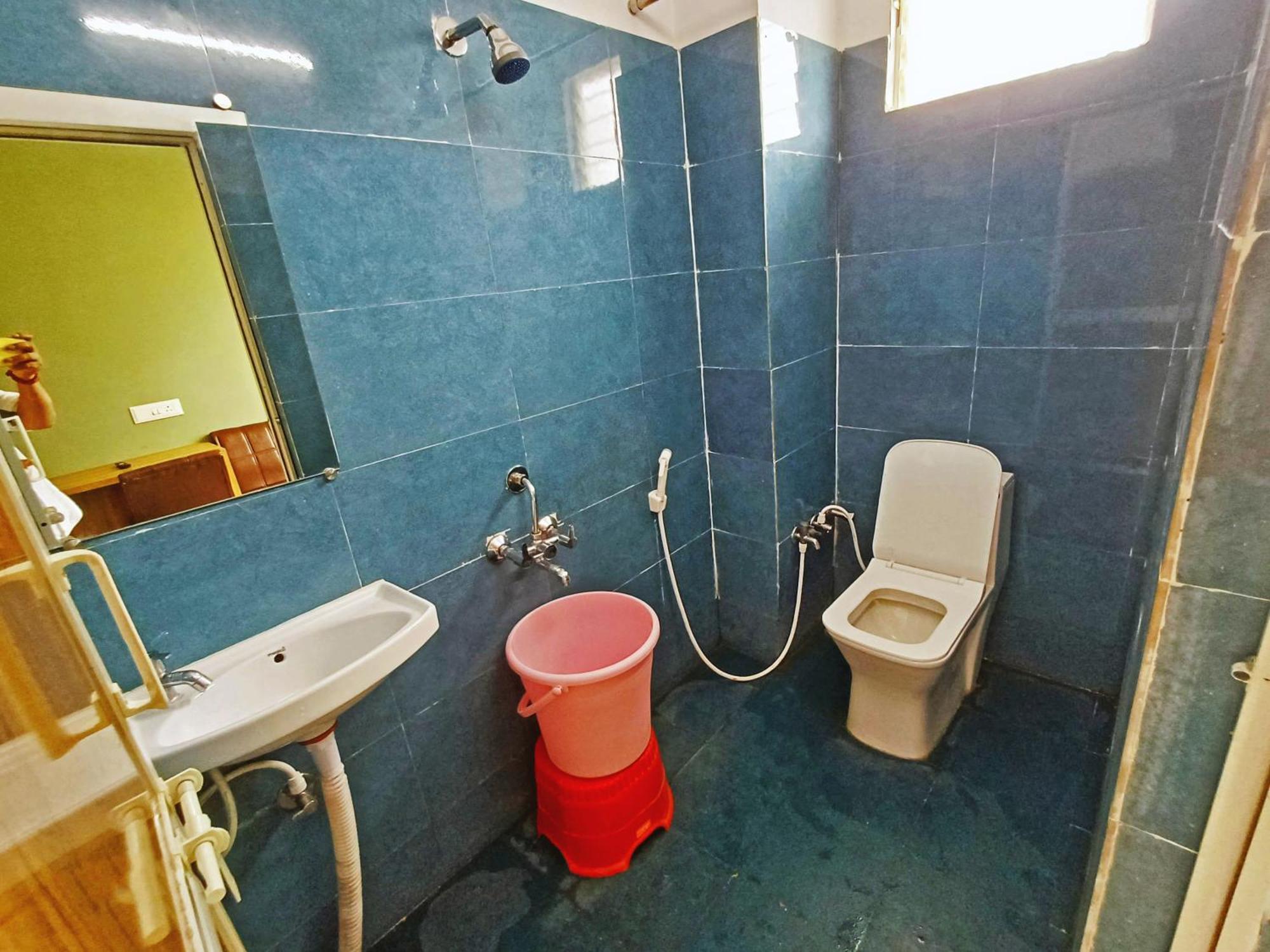 Udupi Deluxe Lodge Gulbarga Гулбарга Екстер'єр фото